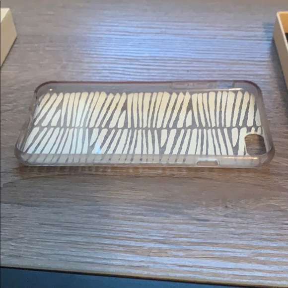 Akna/Trina Turk iPhone 6/6S Silicone Phone Case Set of Two Zebra Floral Print - Picture 6 of 10